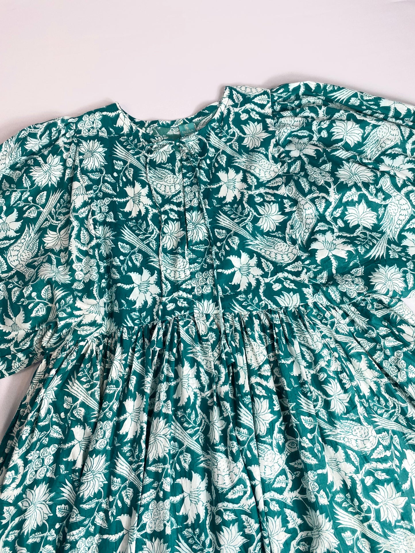 VESTIDO BLOCKPRINT MANGAS ANCHAS