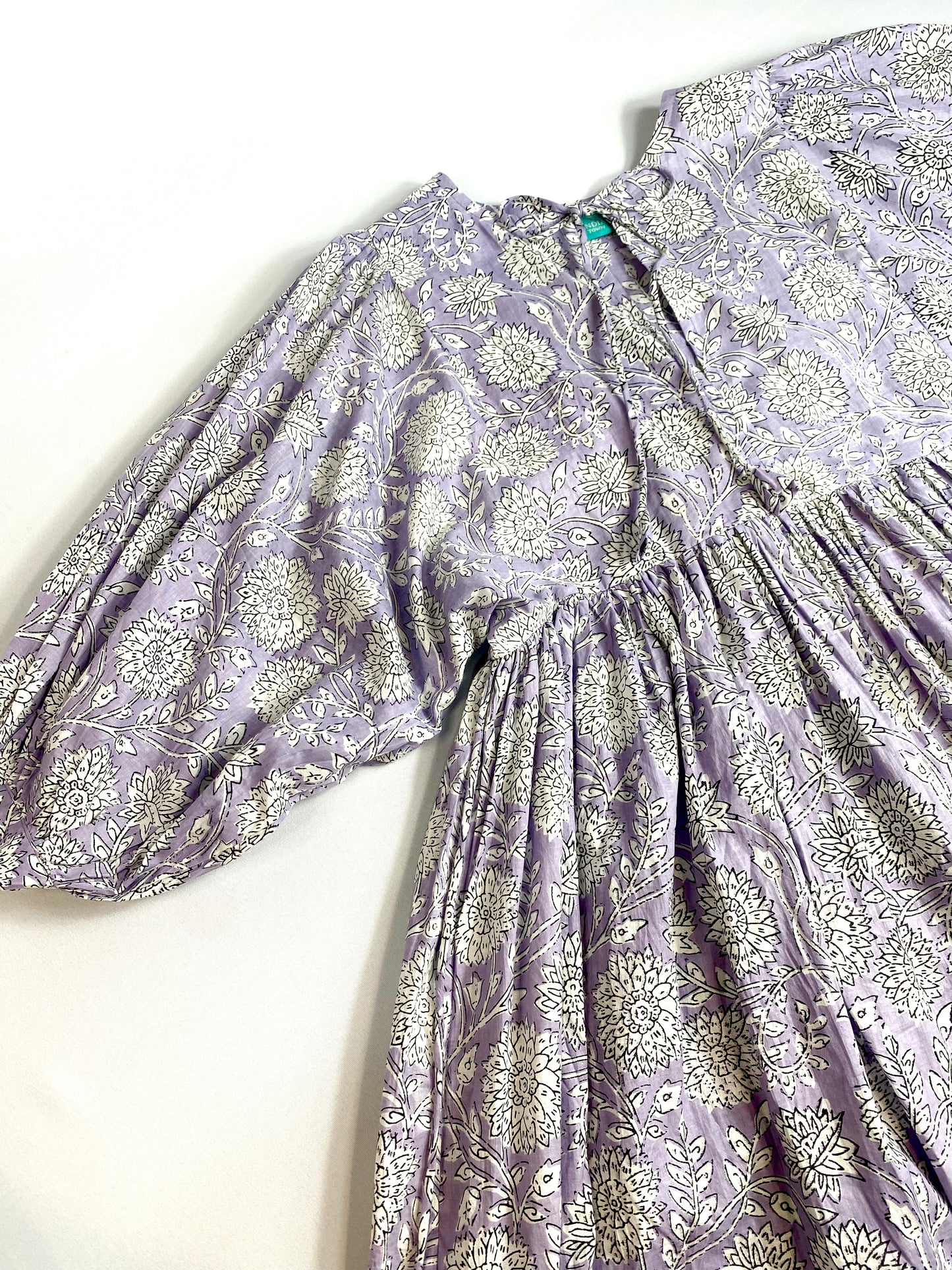 VESTIDO BLOCKPRINT MANGAS ANCHAS