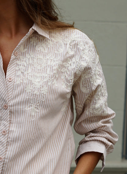 CAMISA BORDADA AGUSTINA