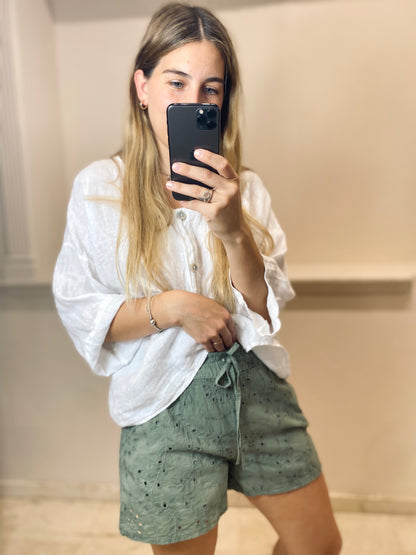 SHORT BORDADO