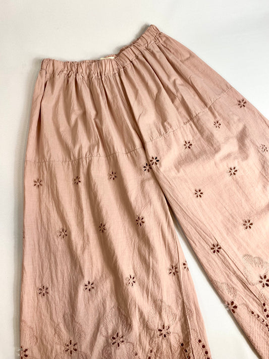 PANTALON BORDADO