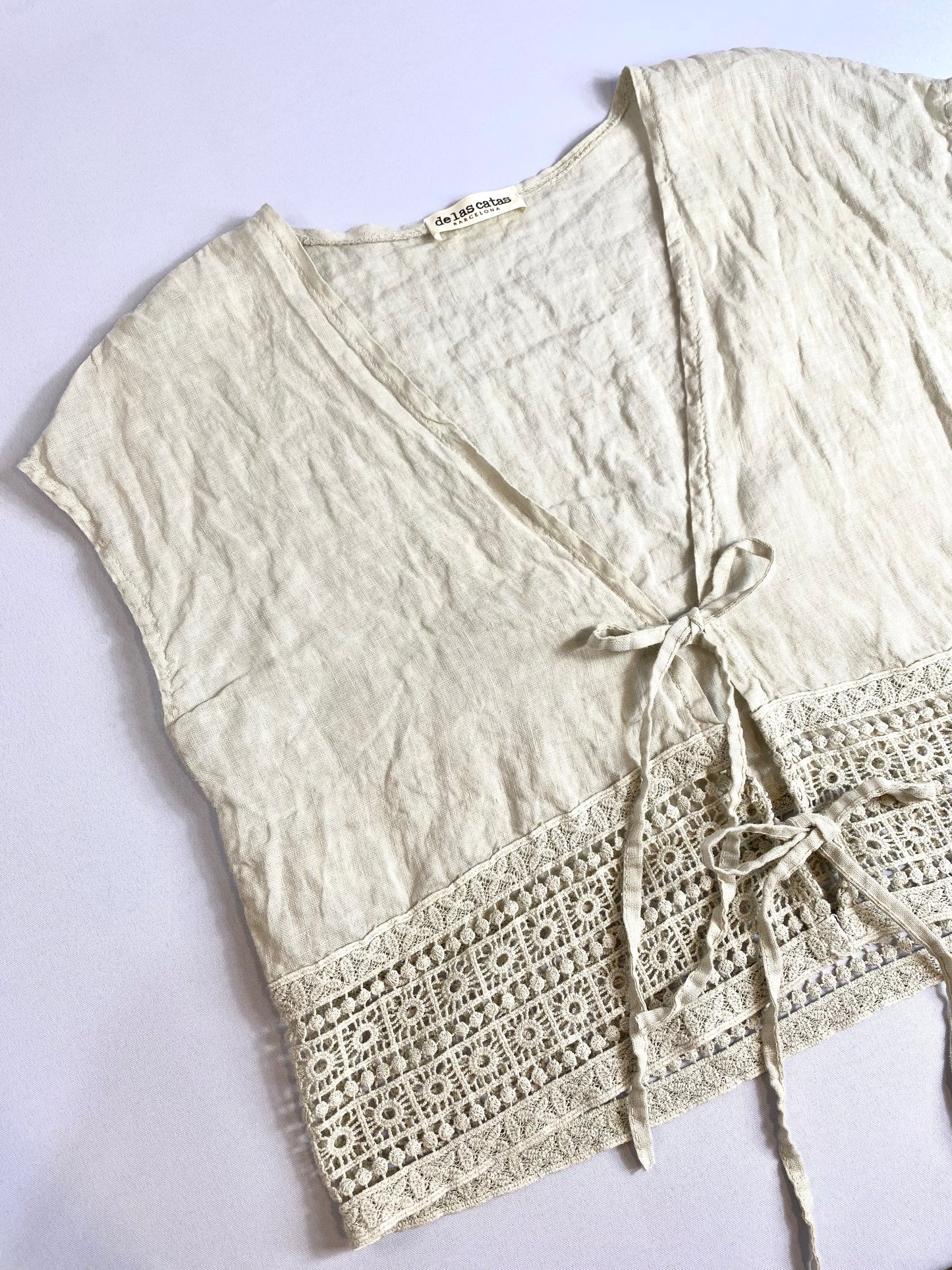 BLUSA 100% LINO CON ENCAJE