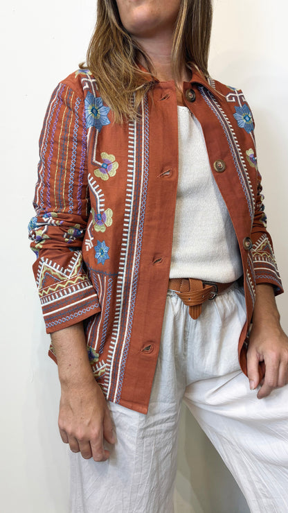 CHAQUETA BORDADA