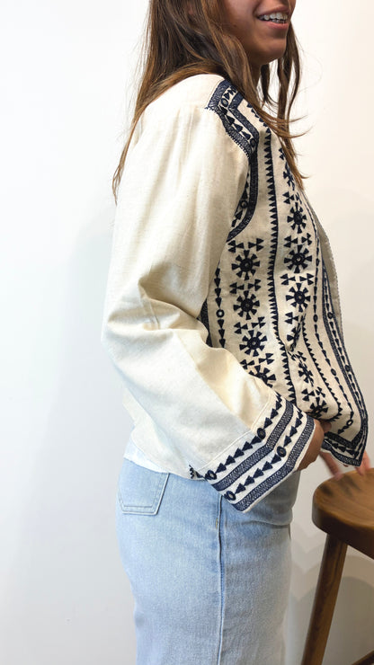 CHAQUETA BORDADA MELI