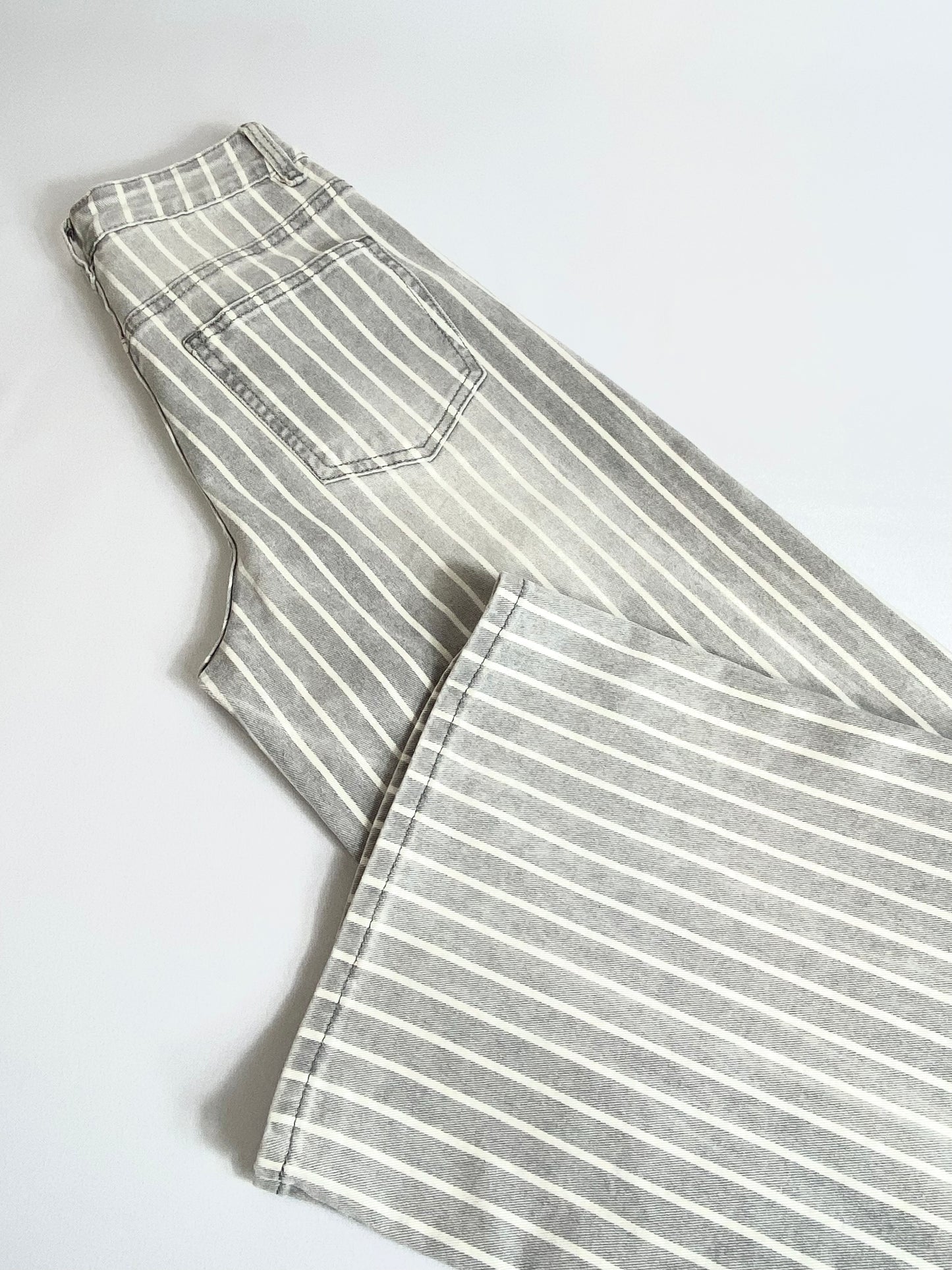 JEAN WIDE RAYAS